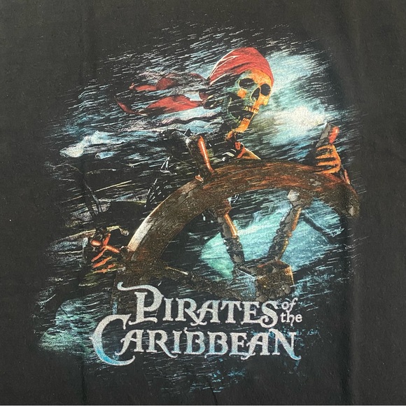 Vintage Disney Store Pirate Of The Caribbean Movie Promo T-Shirt Size 2XL XXL - Picture 4 of 10